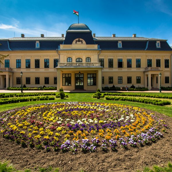 Nyitnak a gyulai kiállítóhelyek