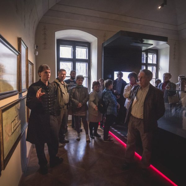 Női hősök, hősies nők – Rendhagyó tiszteletadás az Almásy-kastélyban