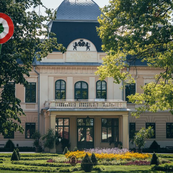 Megemlékezés másképp: pozsonyi kifli és különleges kávé a gyulai kastélyban